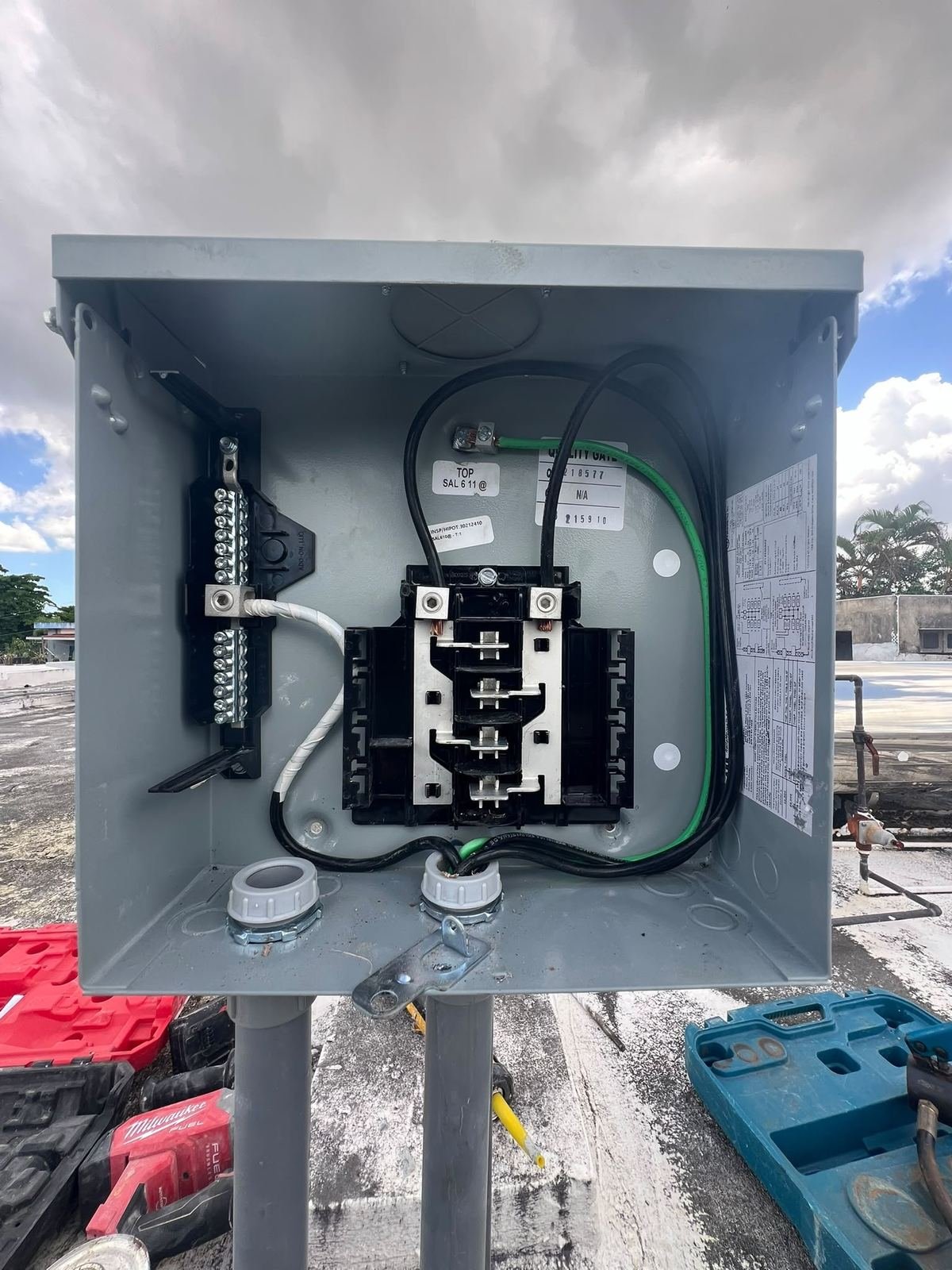 Panel eléctrico instalado